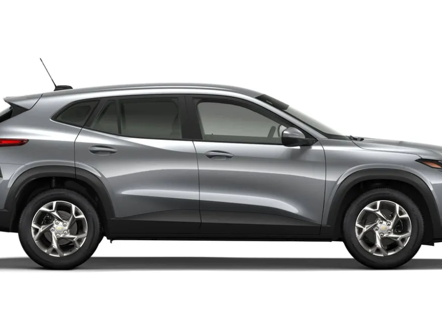 2026 Chevrolet Trax LS photo 1