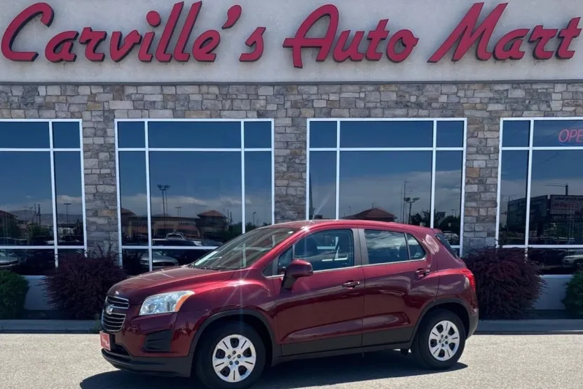 2016 Chevrolet Trax LS photo 1