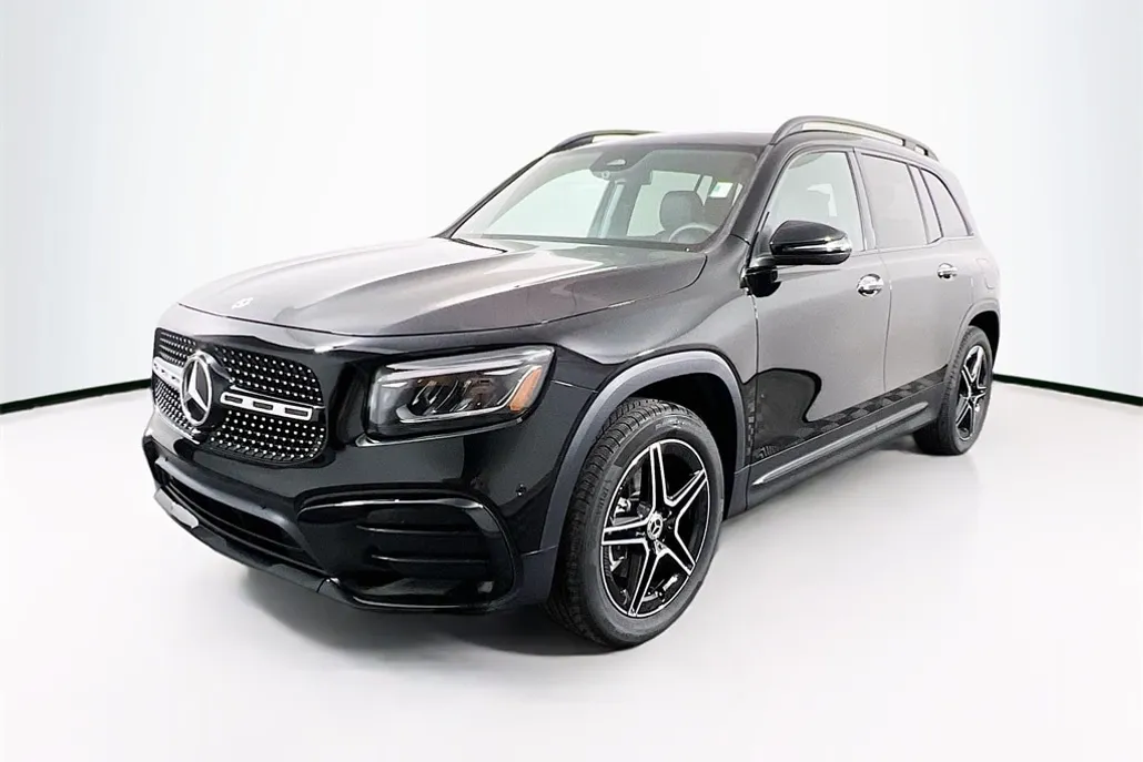 2024 Mercedes Benz GLB 250 4MATIC photo 1