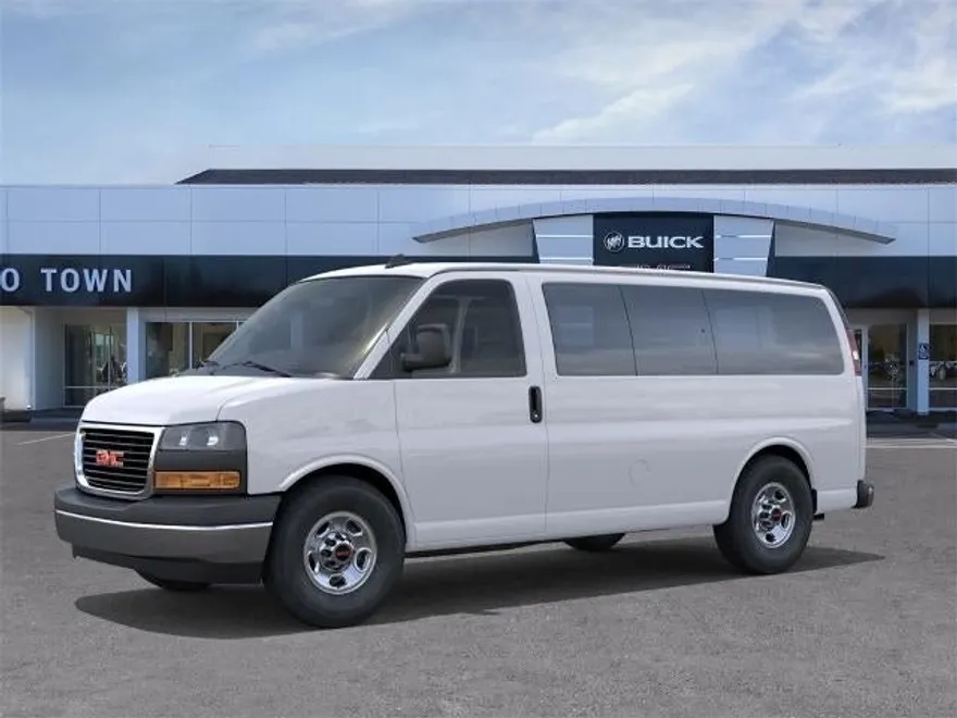 2025 Gmc Savana Passenger 3500 LT photo 1