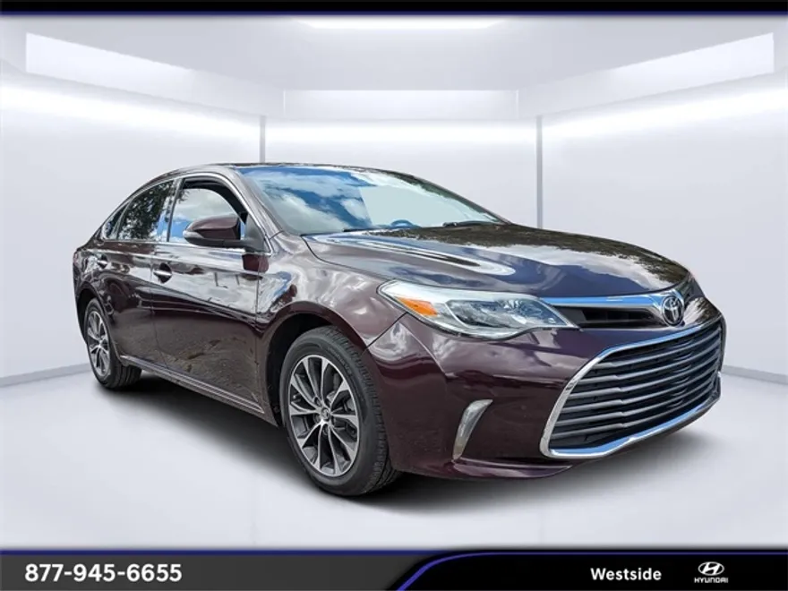 2018 Toyota Avalon XLE Premium photo 1