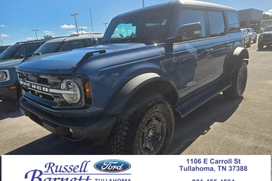 2025 Ford Bronco Outer Banks photo 1