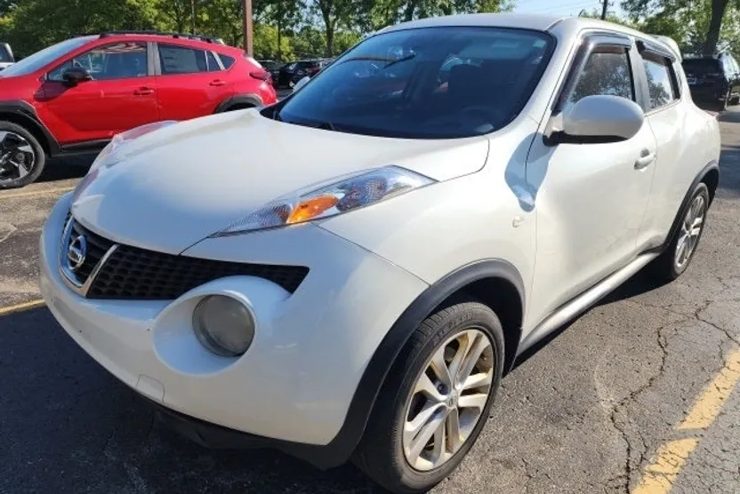 2014 Nissan Juke S photo 1