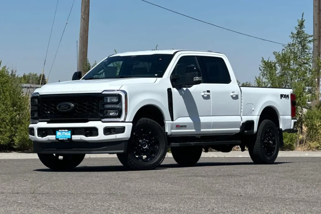 2025 Ford F-350 Lariat photo 1