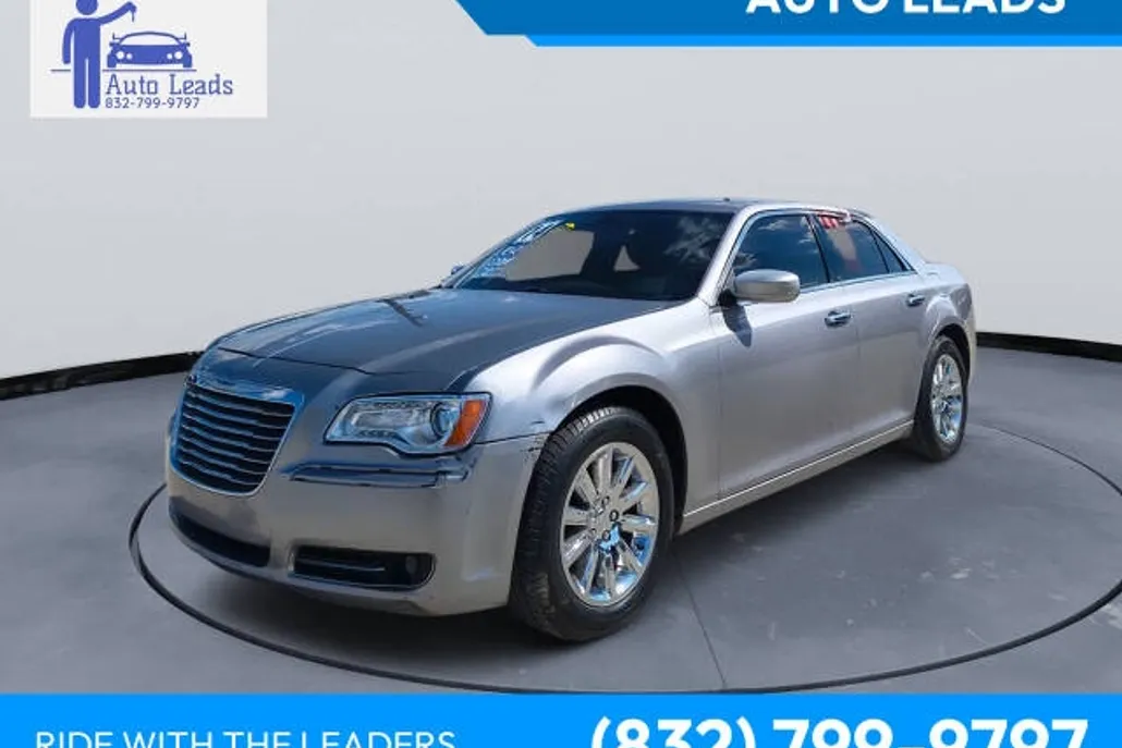 2014 Chrysler 300 C photo 1