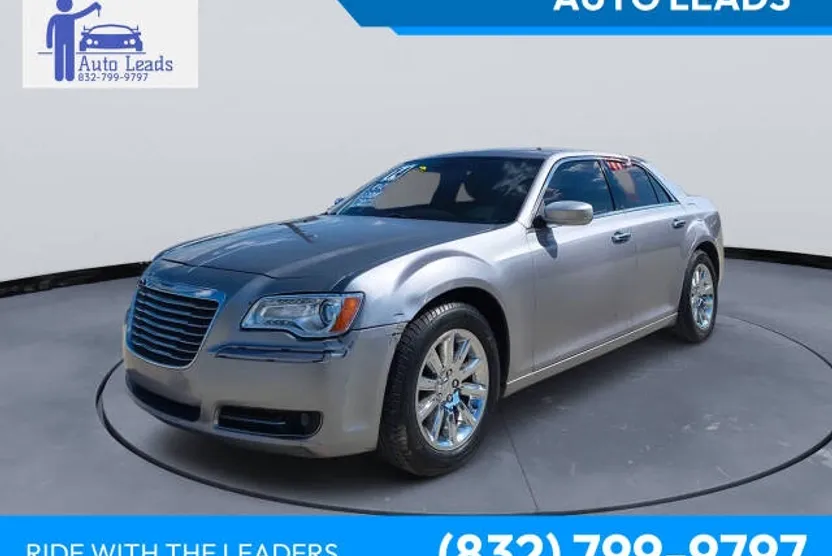 2014 Chrysler 300 C photo 1