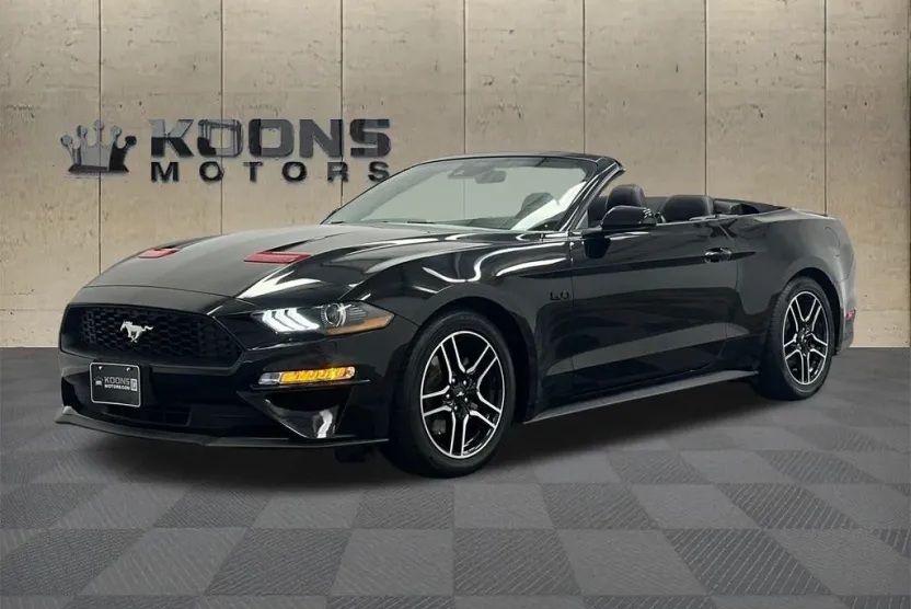 2021 Ford Mustang EcoBoost Premium photo 1