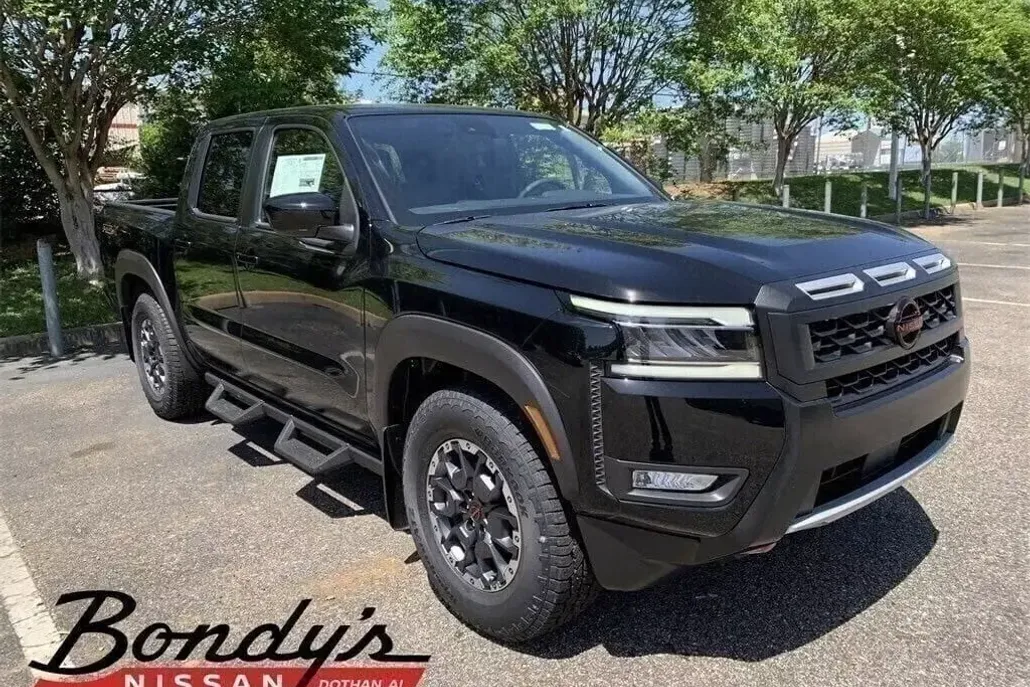 2025 Nissan Frontier PRO-X photo 1