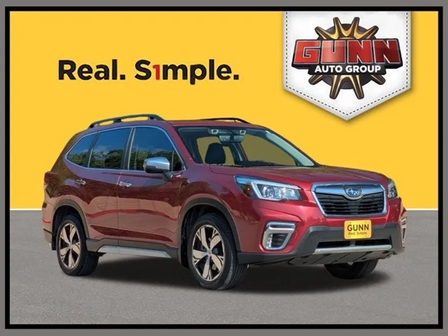2019 Subaru Forester Touring photo 1