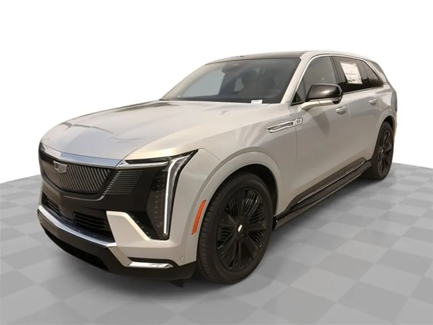 2025 Cadillac Escalade IQ Luxury photo 1