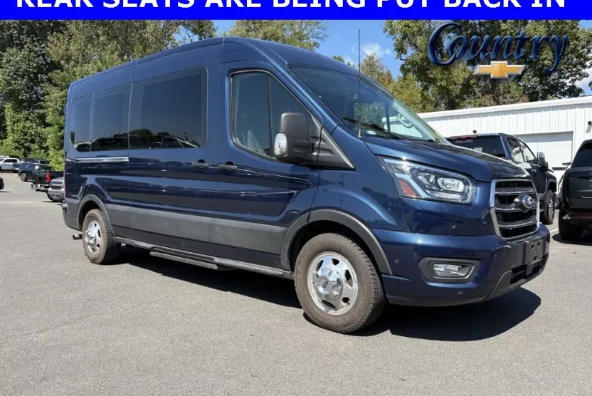 2020 Ford Transit Passenger XLT photo 1