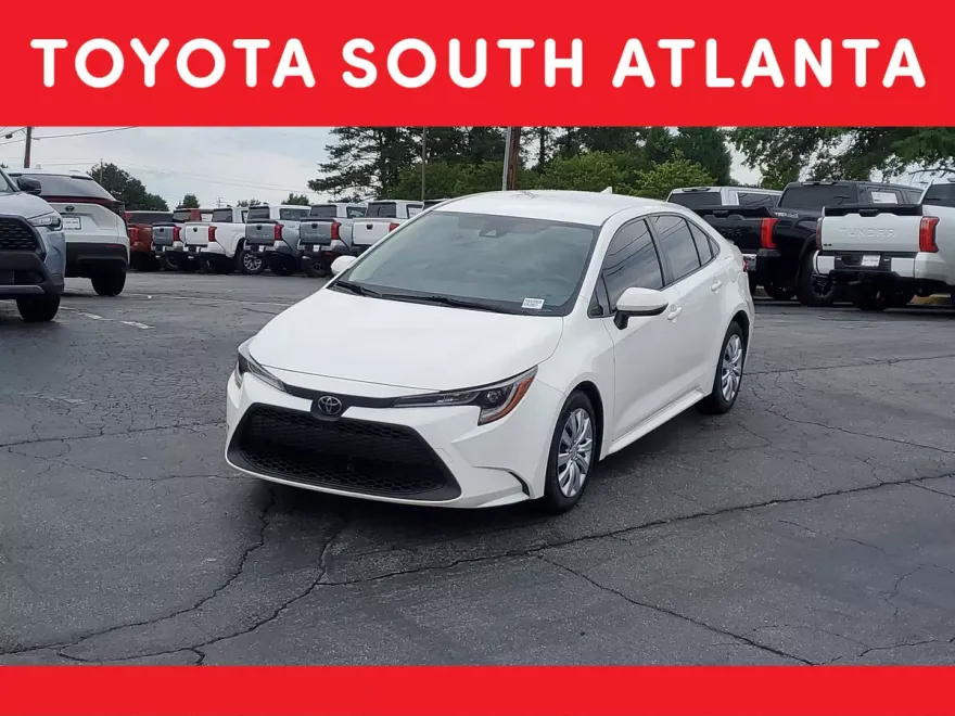 2022 Toyota Corolla LE photo 1