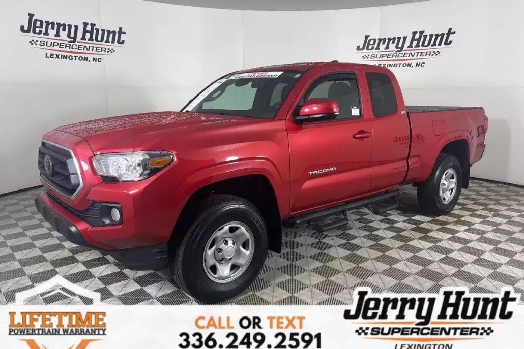 2023 Toyota Tacoma SR5 photo 1