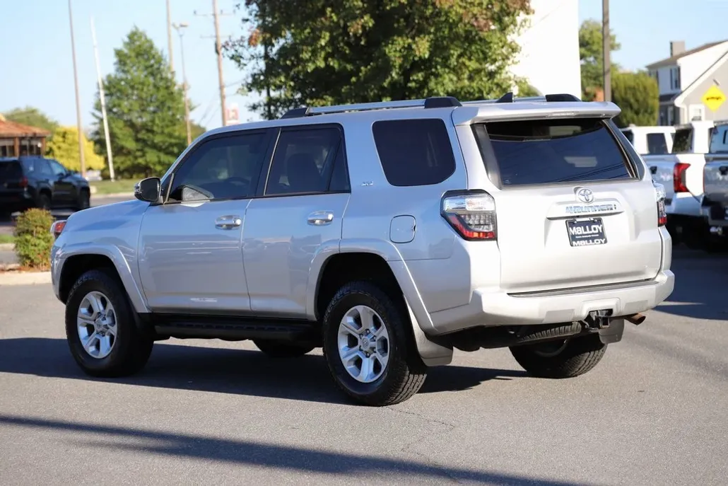 2022 Toyota 4Runner SR5 Premium photo 1