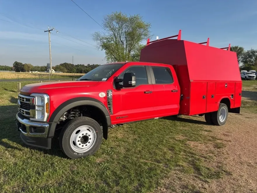2024 Ford F-450 XL photo 1