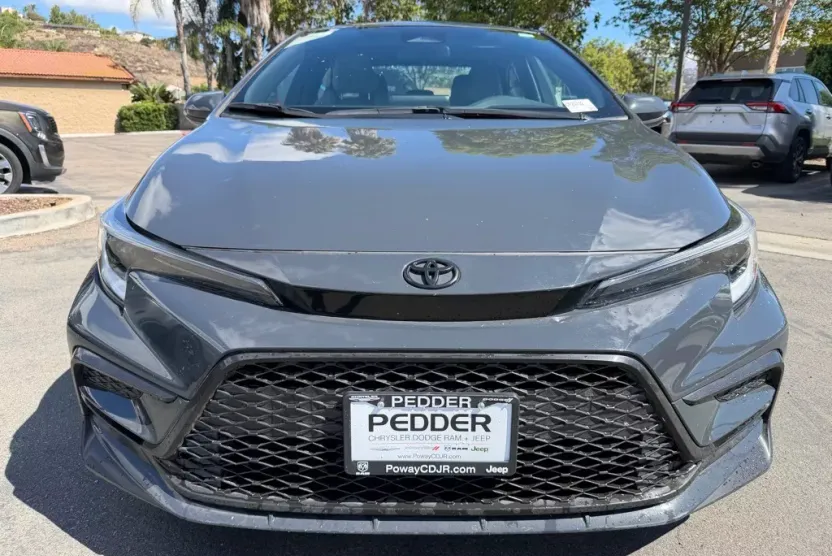 2024 Toyota Corolla SE Premium photo 1