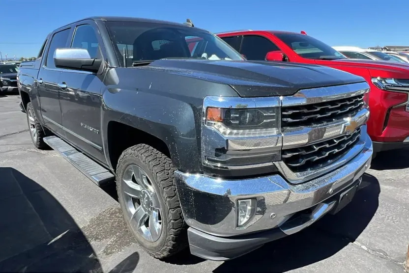 2017 Chevrolet Silverado 1500 LTZ photo 1