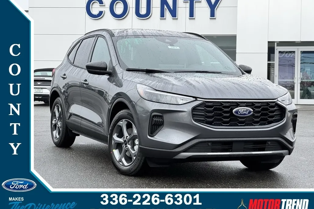 2025 Ford Escape ST-Line photo 1
