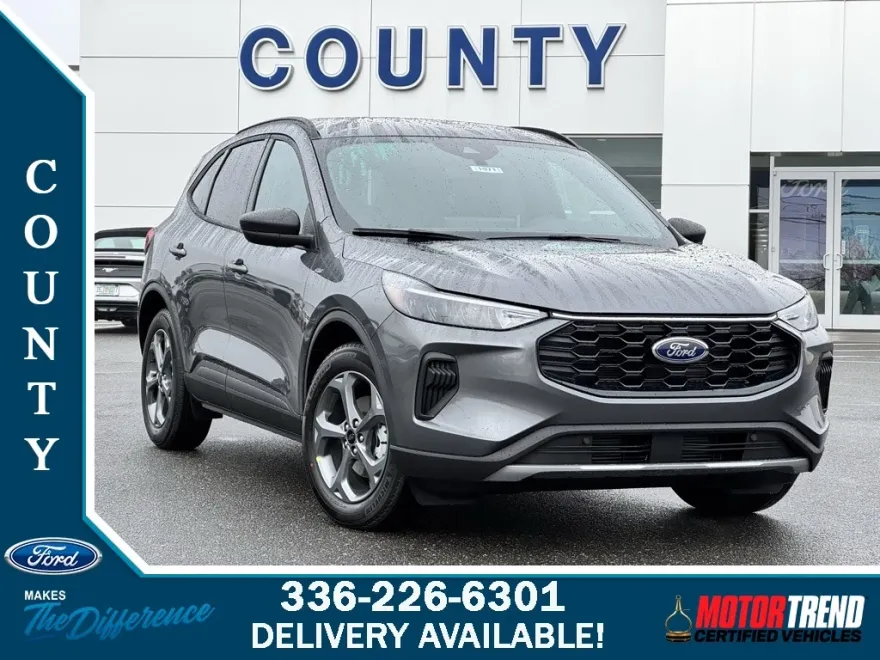 2025 Ford Escape ST-Line photo 1