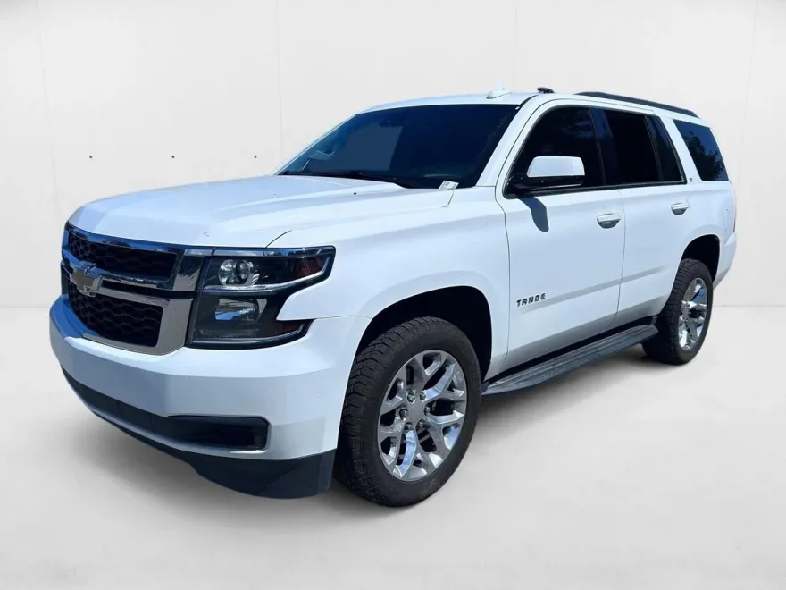 2019 Chevrolet Tahoe LT photo 1