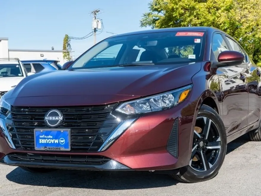 2025 Nissan Sentra SV photo 1