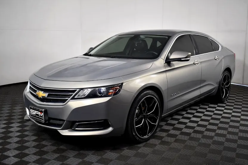 2017 Chevrolet Impala 1LT photo 1