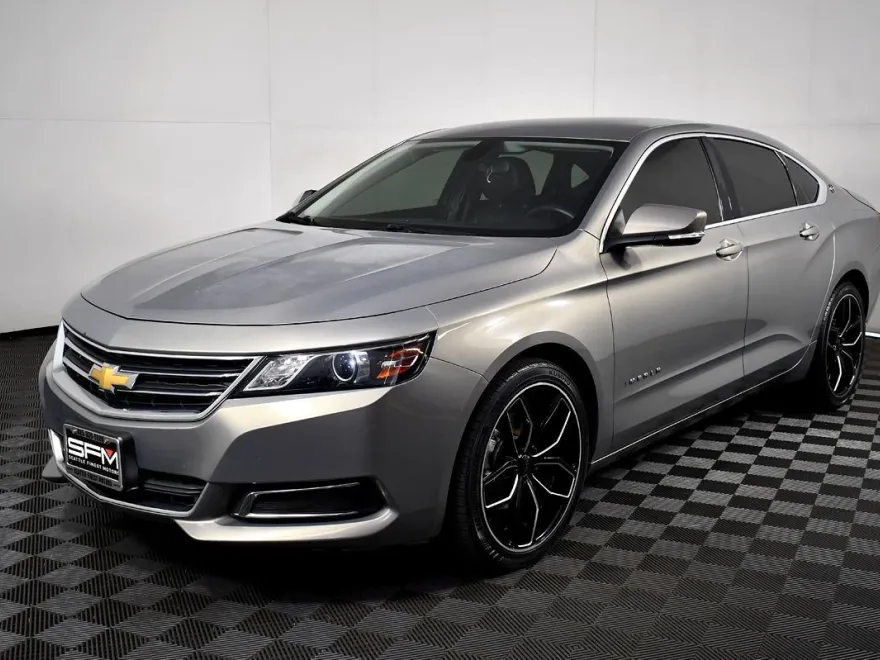 2017 Chevrolet Impala 1LT photo 1