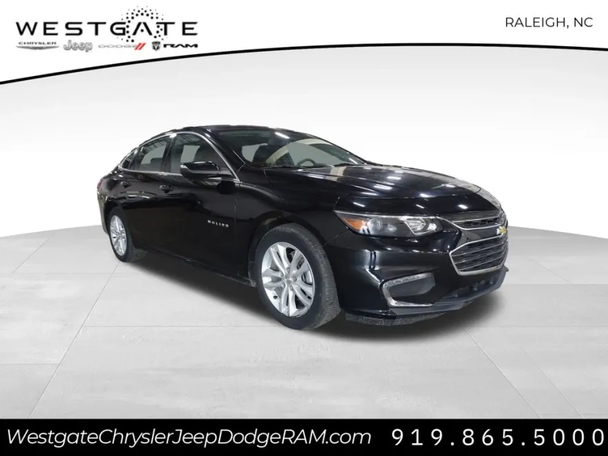 2016 Chevrolet Malibu 1LT photo 1