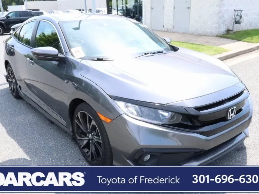 2019 Honda Civic Sport photo 1