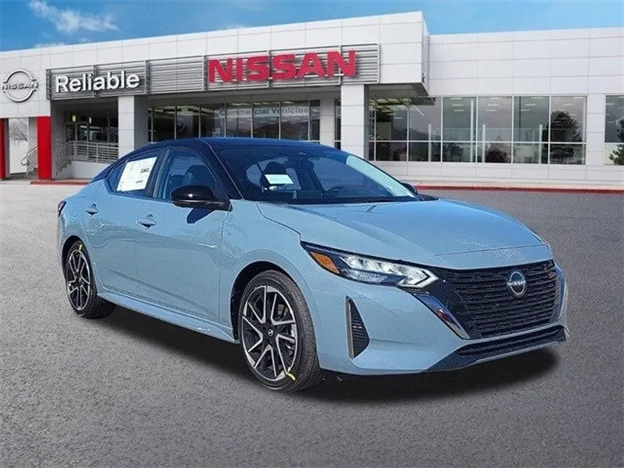 2025 Nissan Sentra SR photo 1