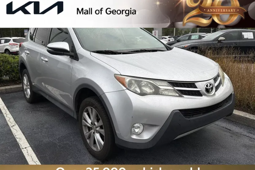 2015 Toyota RAV4 Limited photo 1