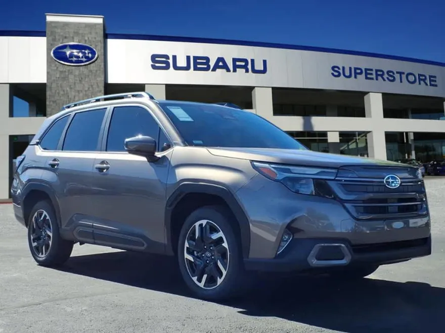2025 Subaru Forester Limited photo 1