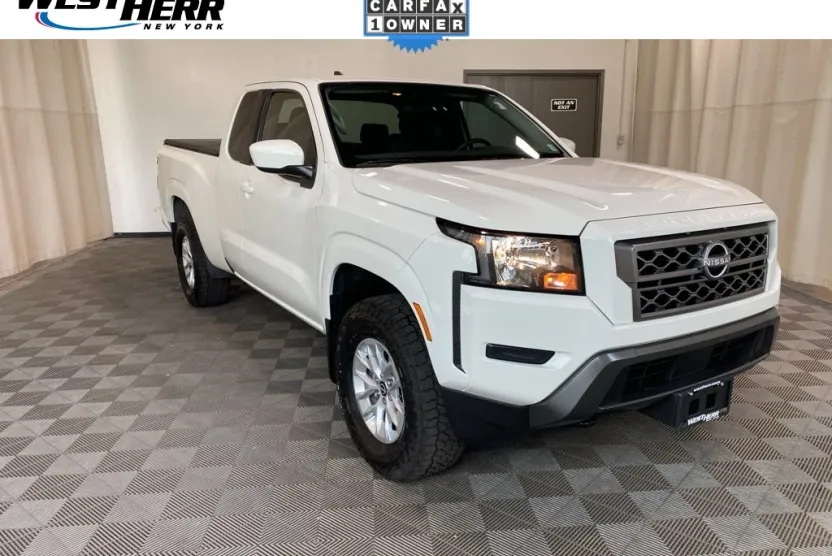 2024 Nissan Frontier SV photo 1