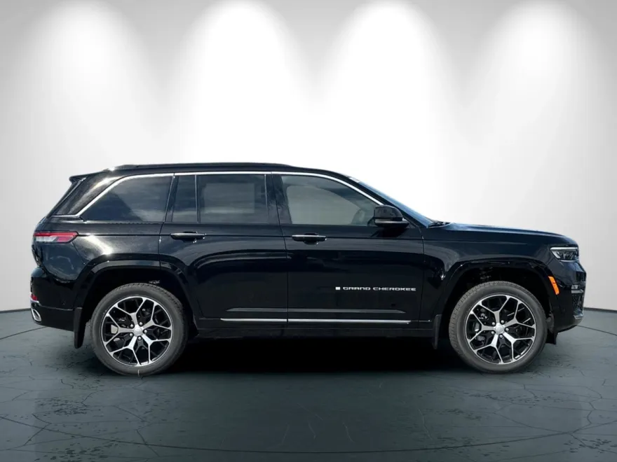 2025 Jeep Grand Cherokee Summit Reserve photo 1