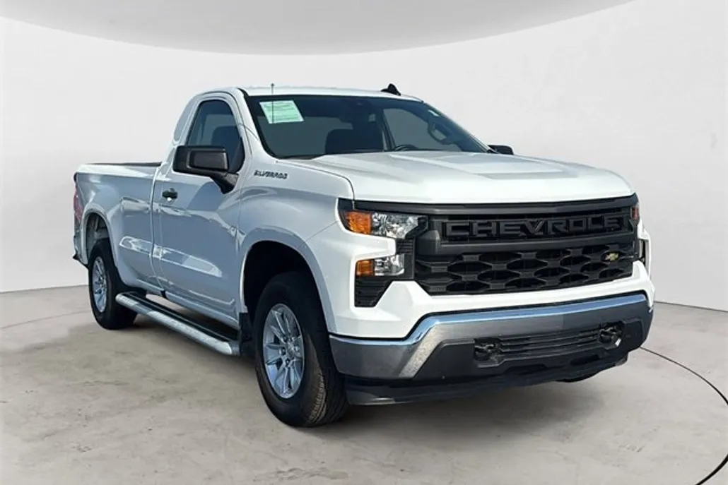 2024 Chevrolet Silverado 1500 photo 1