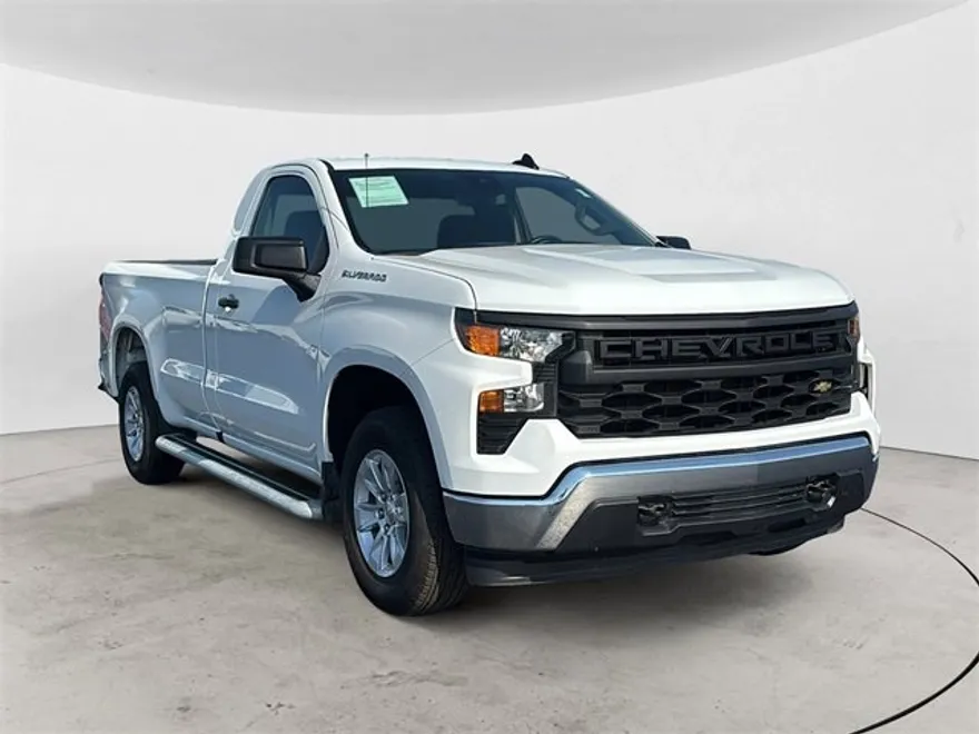2024 Chevrolet Silverado 1500 photo 1