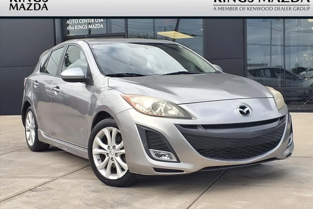 2011 Mazda Mazda3 Sport Hatchback photo 1