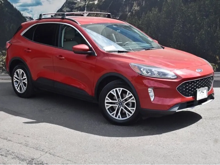 2022 Ford Escape SEL Hybrid photo 1