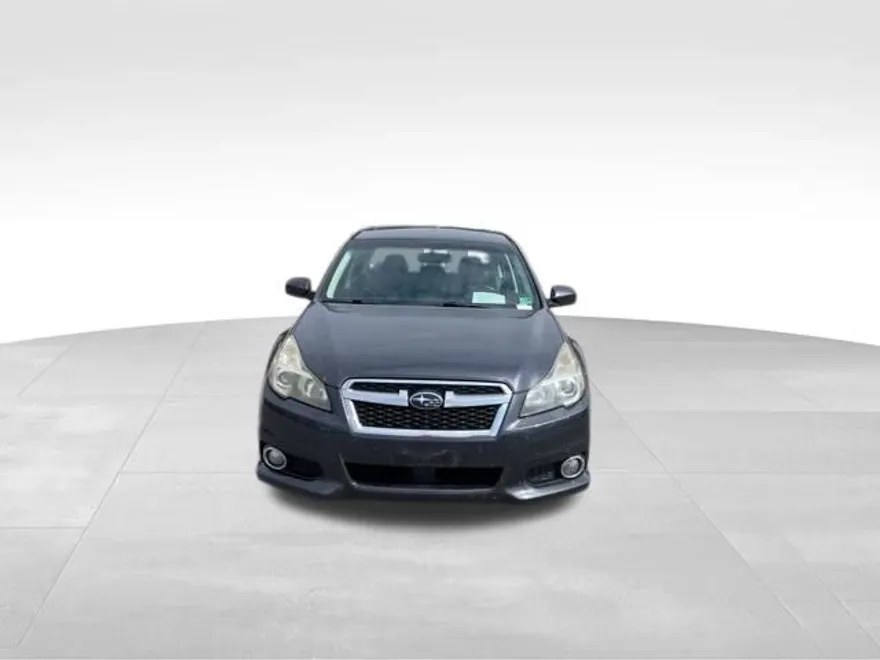 2013 Subaru Legacy 3.6R Limited photo 1