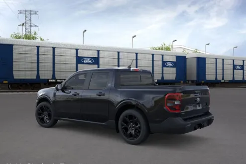 2025 Ford Maverick Lariat photo 3