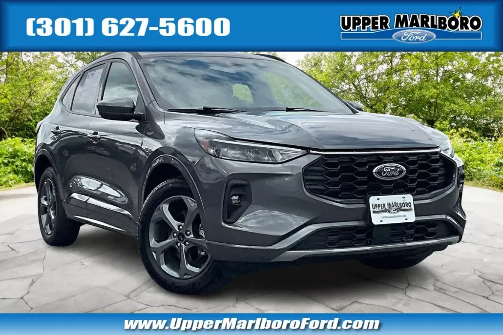 2024 Ford Escape ST-Line Select photo 1