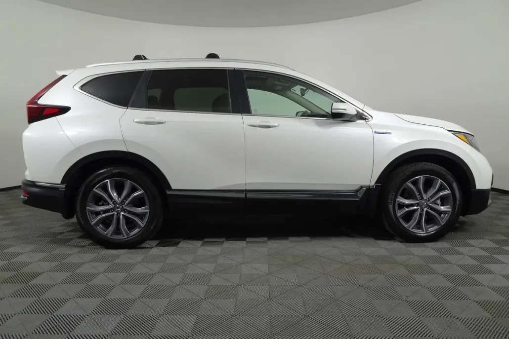 2022 Honda CR-V Hybrid Touring photo 1