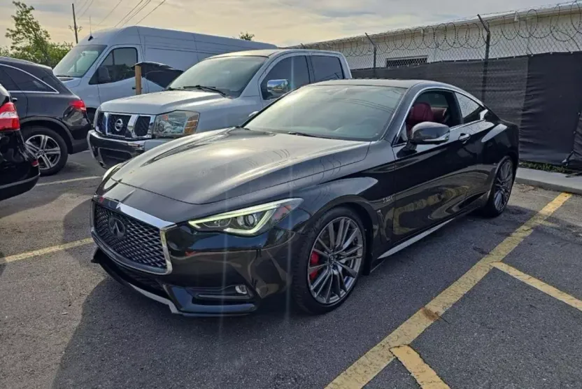 2017 Infiniti Q60 Red Sport 400 Coupe photo 1