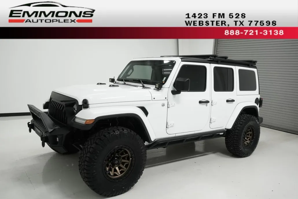 2020 Jeep Wrangler Unlimited Sahara photo 1