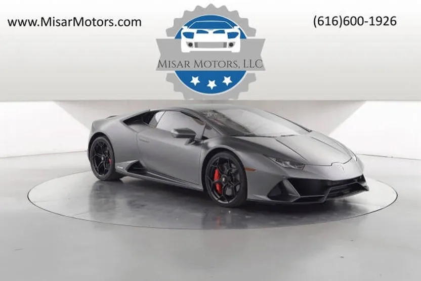 2023 Lamborghini Huracan Evo Coupe photo 1