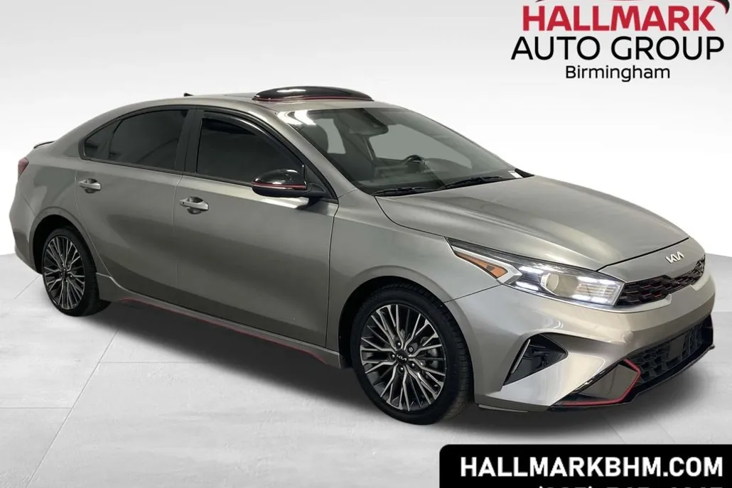 2023 Kia Forte GT-Line photo 1