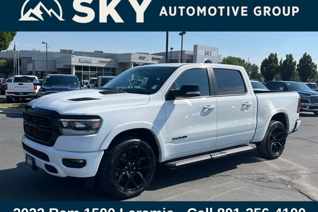 2022 Ram 1500 Laramie photo 1