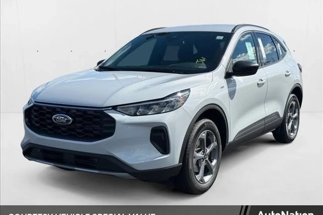 2025 Ford Escape ST-Line photo 1
