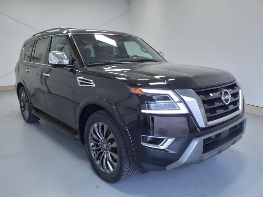 2023 Nissan Armada Platinum photo 1