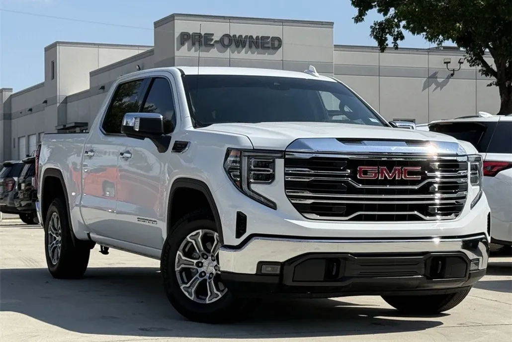 2024 Gmc Sierra 1500 SLT photo 1